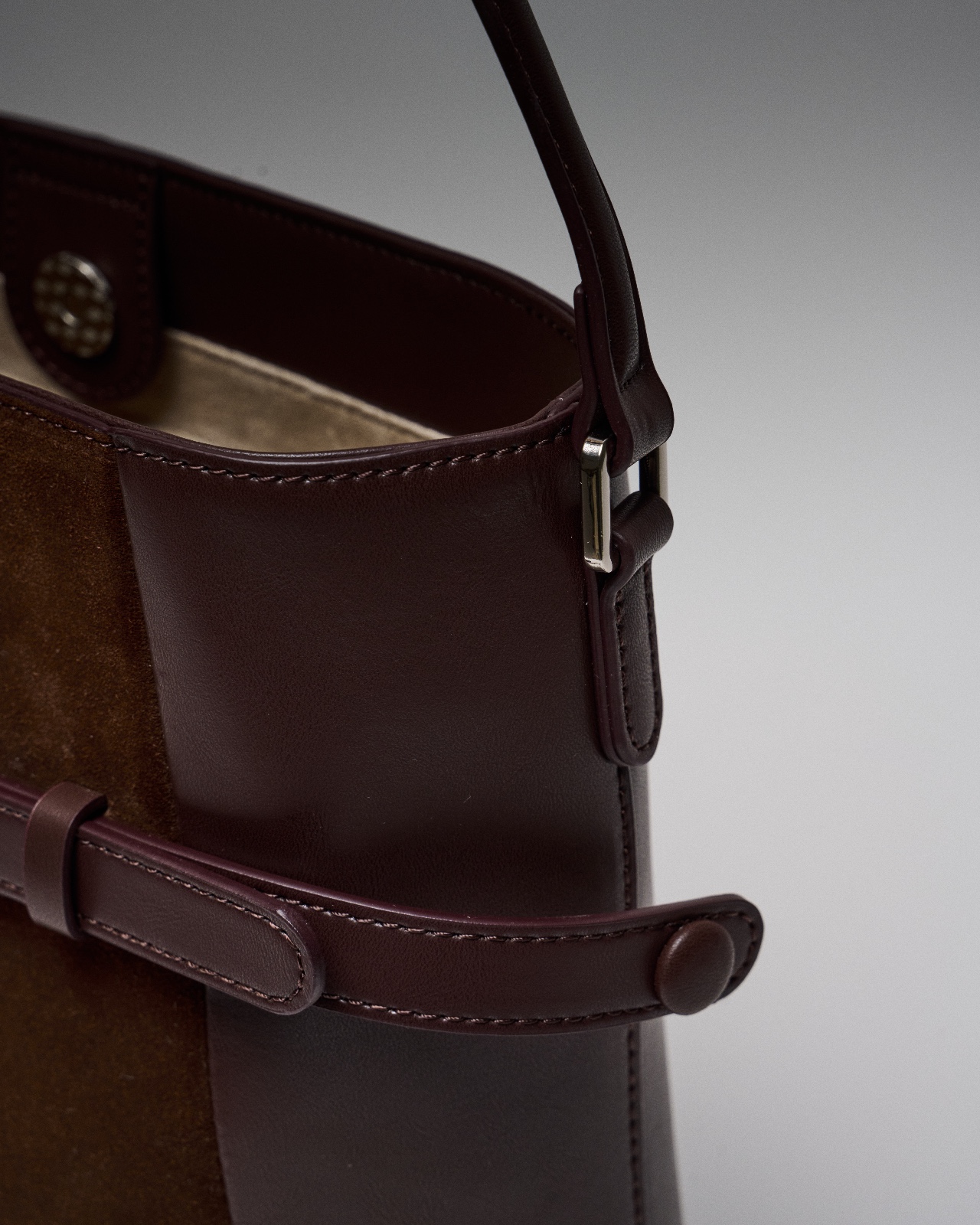 Emily Tote Shoulder bag (Classic Coffee) - Image 5